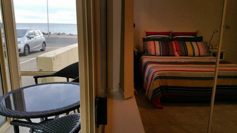 Acaill Accommodation Esplanade Living Self Check-In Self Check-Out - South Australia Travel 22