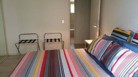 Acaill Accommodation Esplanade Living Self Check-In Self Check-Out - South Australia Travel 24