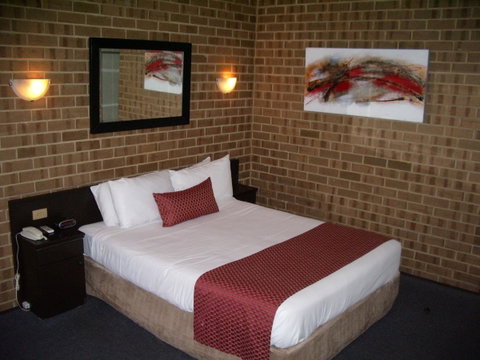 Aviators Lodge - South Australia Travel 18