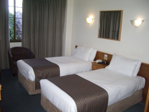 Aviators Lodge - South Australia Travel 5