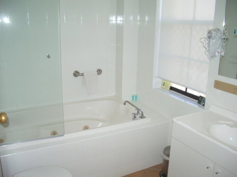 Aviators Lodge - South Australia Travel 4
