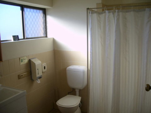 Aviators Lodge - South Australia Travel 37