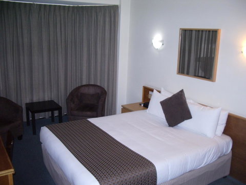 Aviators Lodge - South Australia Travel 39