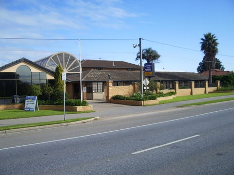 Aviators Lodge - South Australia Travel 35