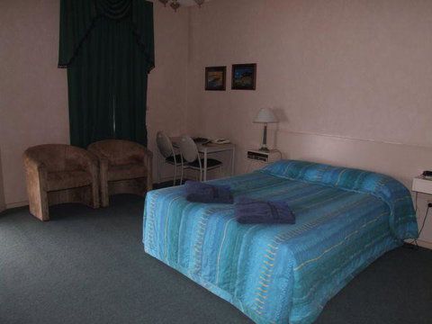 Streaky Bay Hotel Motel - South Australia Travel 2