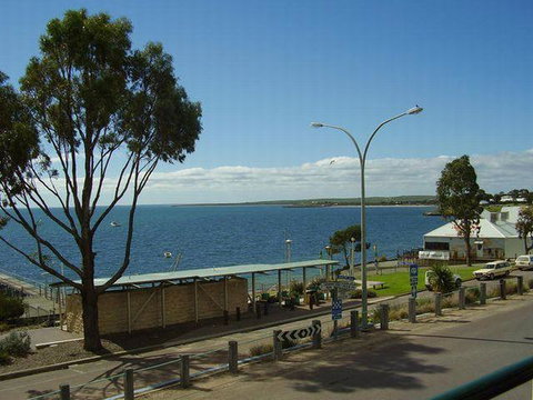 Streaky Bay Hotel Motel - South Australia Travel 0