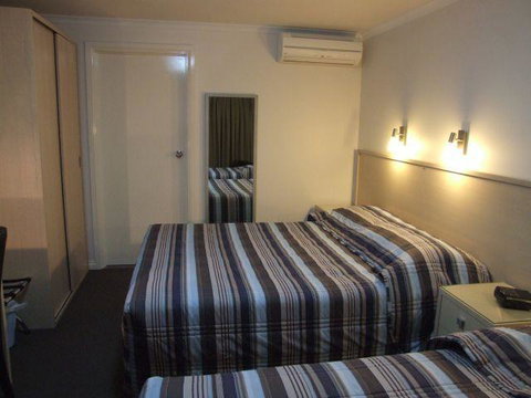 Streaky Bay Hotel Motel - South Australia Travel 3