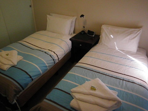 Marco Polo Apartments - South Australia Travel 6