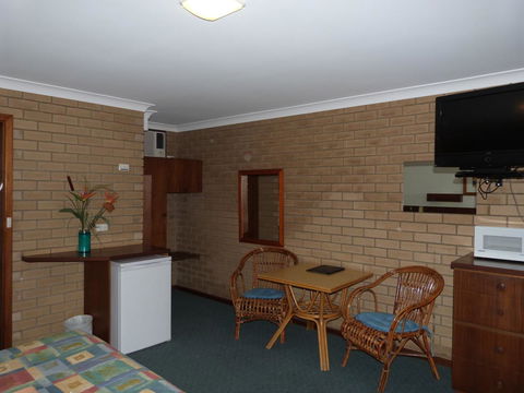 Wintersun Motel - South Australia Travel 3
