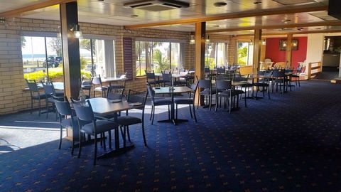 Lacepede Bay Motel - South Australia Travel 9