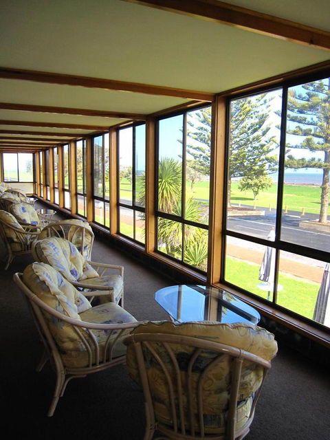 Lacepede Bay Motel - South Australia Travel 6