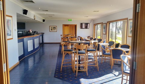 Lacepede Bay Motel - South Australia Travel 10