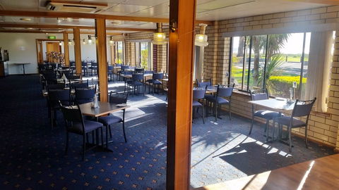 Lacepede Bay Motel - South Australia Travel 8