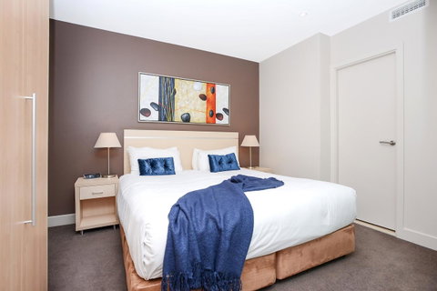 Pier Oceanview Apartment - South Australia Travel 10