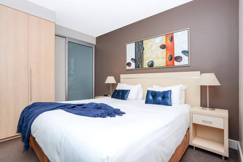 Pier Oceanview Apartment - South Australia Travel 15
