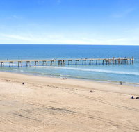 Pier Oceanview Apartment - South Australia Travel