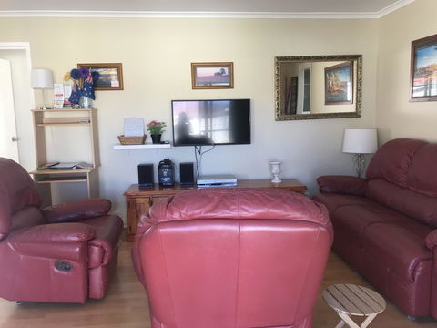 Boomerang Beach House - South Australia Travel 5