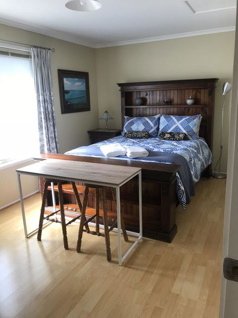 Boomerang Beach House - South Australia Travel 3