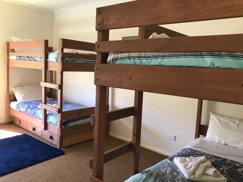 Emu Bay Lodge - South Australia Travel 17