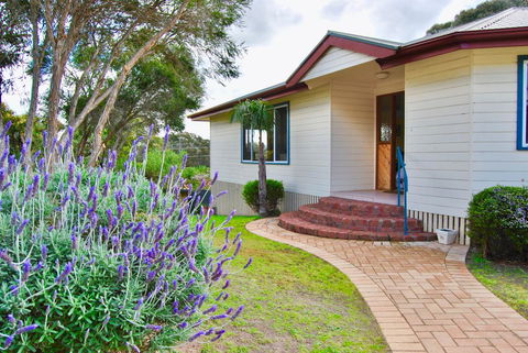 Annie\'s Balquhidder Cottage - South Australia Travel 0