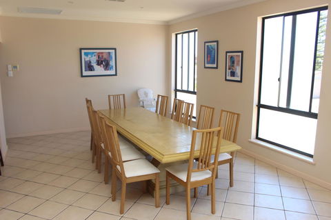 The Lighthouse - Beachfront Accommodation - South Australia Travel 10