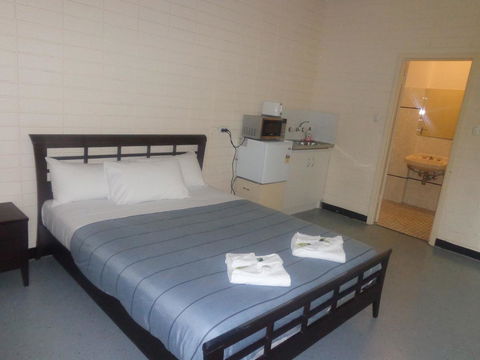 Adelaide Backpackers And Travellers Inn - South Australia Travel 23