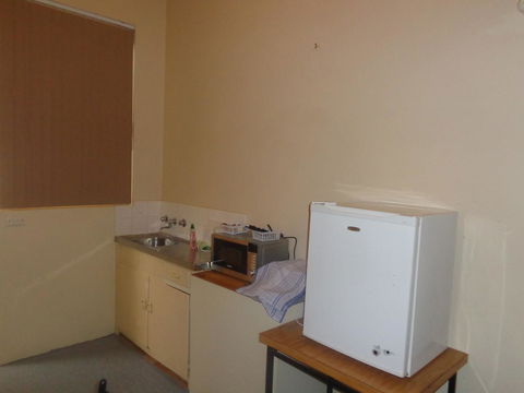 Adelaide Backpackers And Travellers Inn - South Australia Travel 34