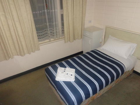 Adelaide Backpackers And Travellers Inn - South Australia Travel 35