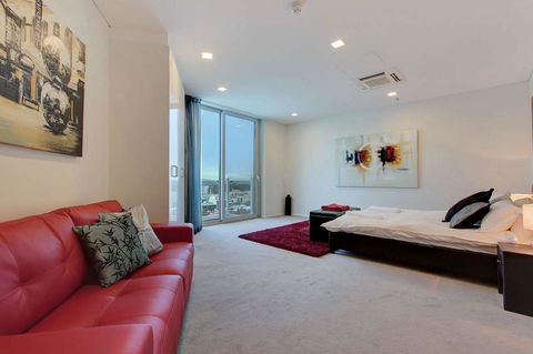 Executive Suite, Incredible Views Of City - South Australia Travel 6