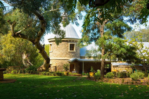 Grand Cru Estate Homestead - South Australia Travel 11