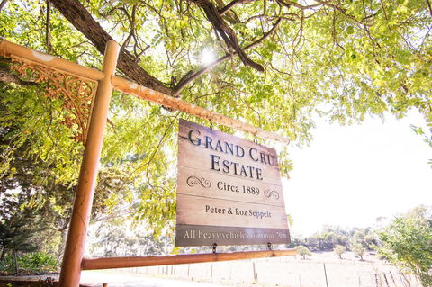 Grand Cru Estate Homestead - South Australia Travel 7