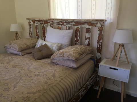 A Peaceful Cabin In The Country - South Australia Travel 3