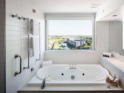 Crown Promenade Perth - South Australia Travel 3