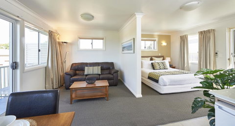 Harbour View Apartments - South Australia Travel 2