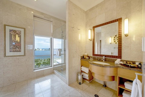 Duxton Hotel Perth - South Australia Travel 13