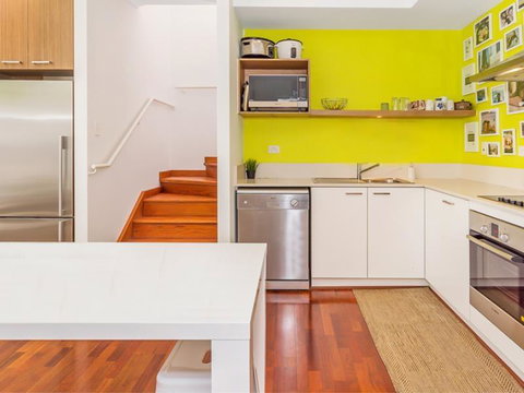 Home Apartment - Perth City Centre - Free WiFi - South Australia Travel 9