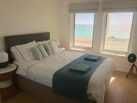 Cottesloe Beachfront Ocean View Apartment - South Australia Travel 2