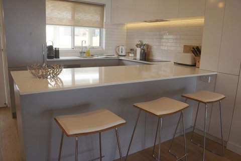 Cottesloe Beachfront Ocean View Apartment - South Australia Travel 13