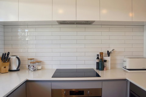 Cottesloe Beachfront Ocean View Apartment - South Australia Travel 11