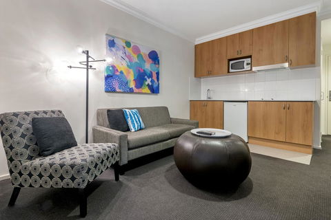 Oaks Perth Hotel - South Australia Travel 4