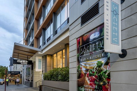 Oaks Perth Hotel - South Australia Travel 29