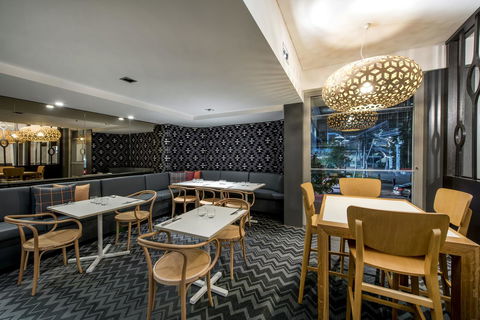 Oaks Perth Hotel - South Australia Travel 43