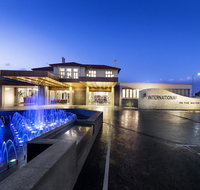 International on the Water Hotel - South Australia Travel