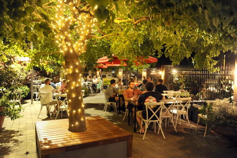 The Stirling Arms Hotel - South Australia Travel 2