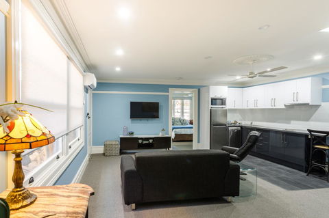Blue Door Apartments - South Australia Travel 14