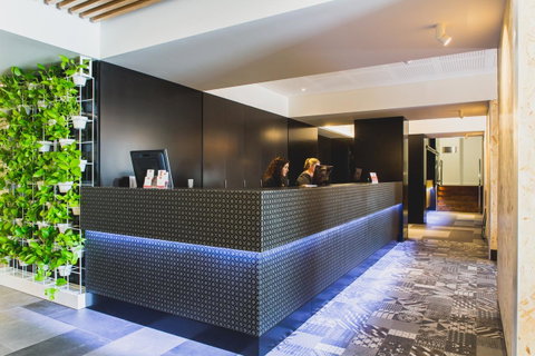 Metro Hotel Perth - South Australia Travel 10