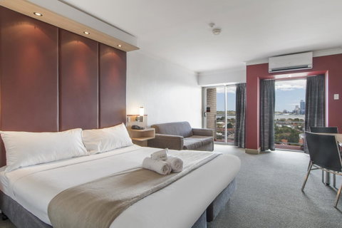 Metro Hotel Perth - South Australia Travel 0