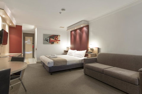 Metro Hotel Perth - South Australia Travel 23