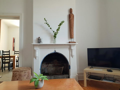 Captain\'s Heritage Cottage - Central Fremantle 2 Bedroom Historic Cottage - South Australia Travel 8