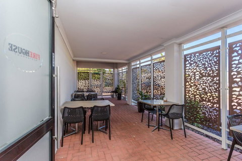 Country Comfort Perth - South Australia Travel 19